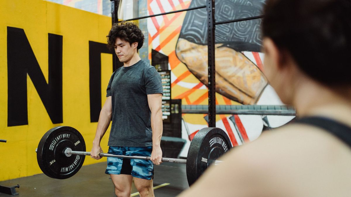 romanian deadlift dumbbell